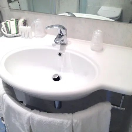 Cinzia Hotel
