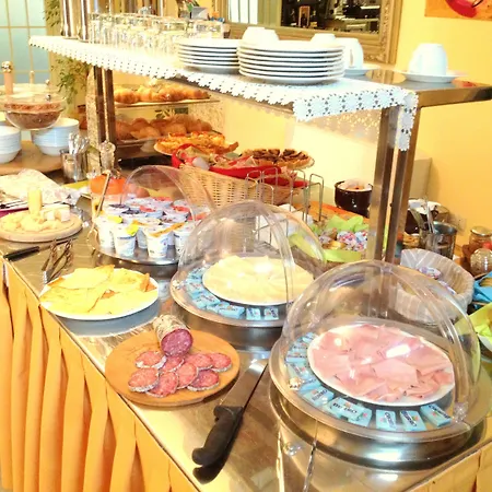 Cinzia Hotel 4*