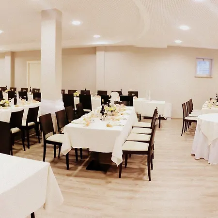 Hotel Cinzia 4*