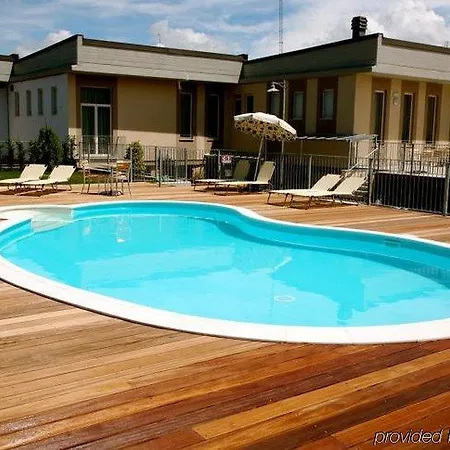 Cinzia Hotel 4*