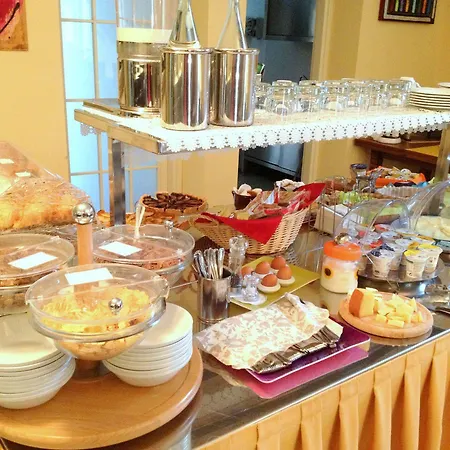 Hotel Cinzia 4*