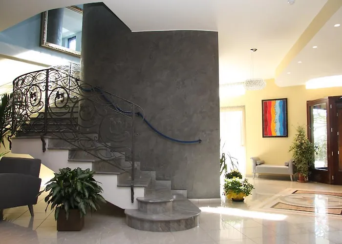 Cinzia Hotel 4*